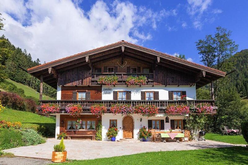 Hartlerlehen Rasp Apartment